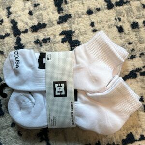 DC Quarter Socks
